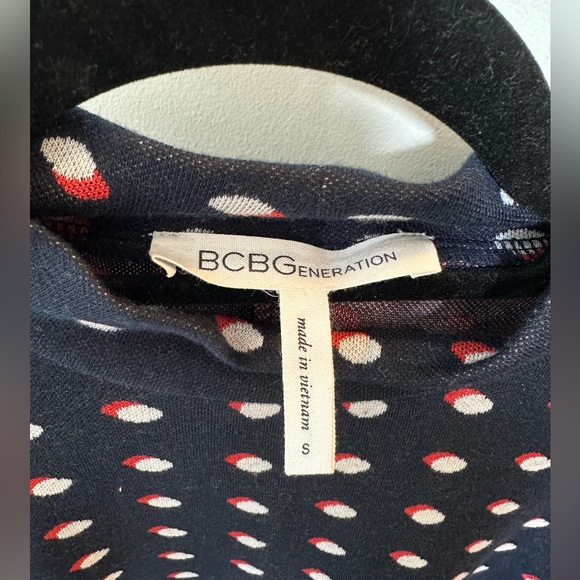 Polka Dot Cropped Tutleneck Top with Tie Sleeves - Picture 8 of 8